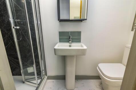Ensuite (2).jpg