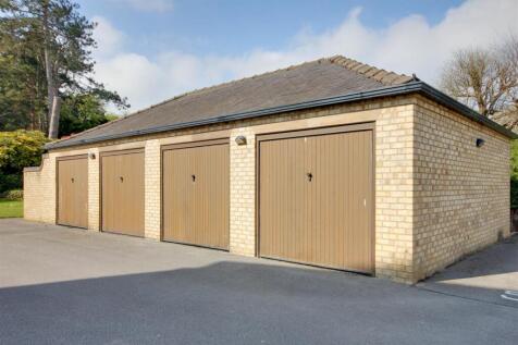 Garage &amp; Parking