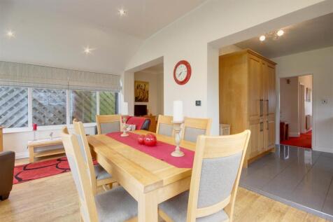Dining/Day Room
