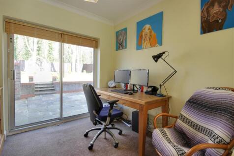 Bedroom 6/Study