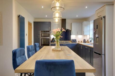 Living Kitchrn