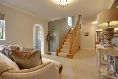 Central Entrance Hallway