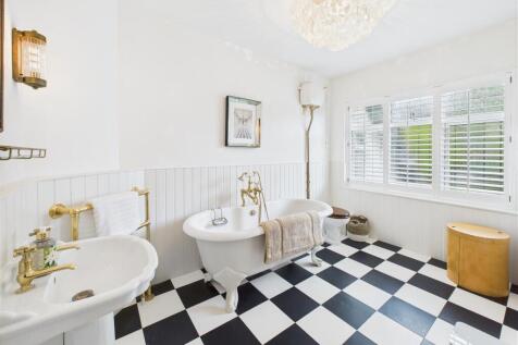 Bathroom 2