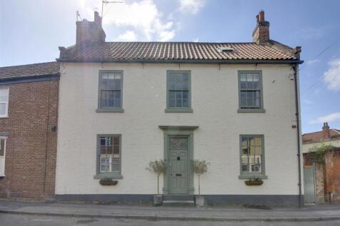 Shaws House Front-1.jpg