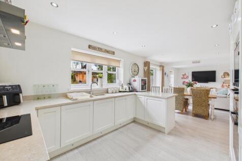 Open Plan Living Kitchen