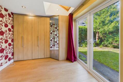 Garden Room/Bedroom 4