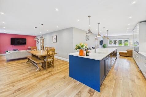 Living Kitchen