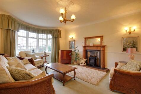 Main Lounge