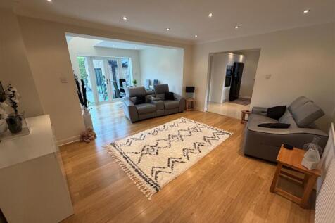 Day Room/Dining Room