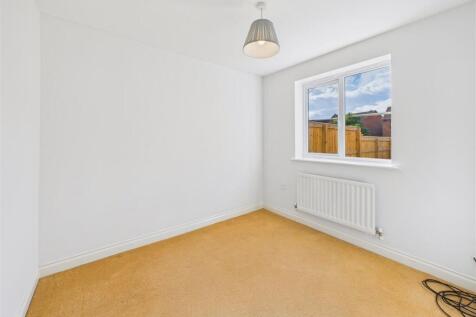Bedroom 3/Office