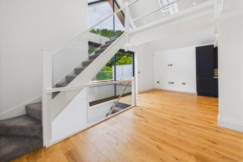 Open Plan Living/Dining/Kitchen Area