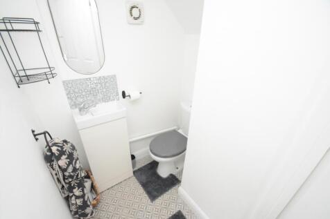 Downstairs wc