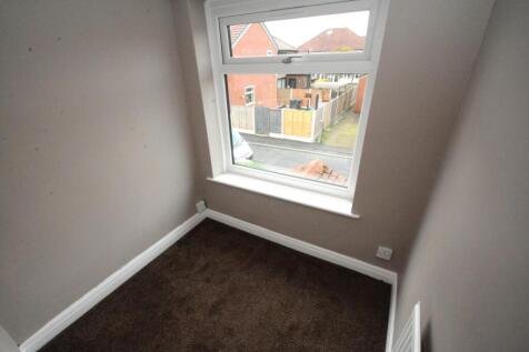 OFFICE SPACE/COT ROOM