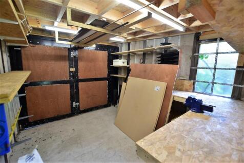 Workshop/Garage