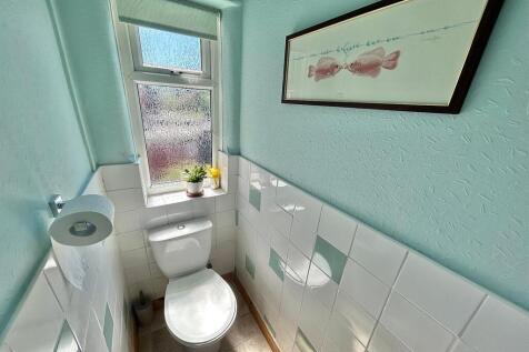 Separate WC