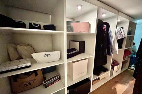 Walk In Wardrobe