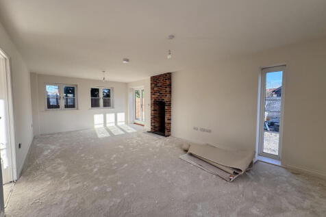 20251202_141411239_iOS