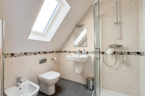 En suite shower room