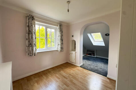 Bedroom 3/dressing area