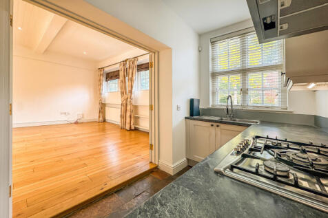 20250927_105953079_iOS_edited