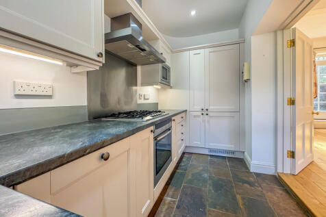 20250927_110028792_iOS_edited