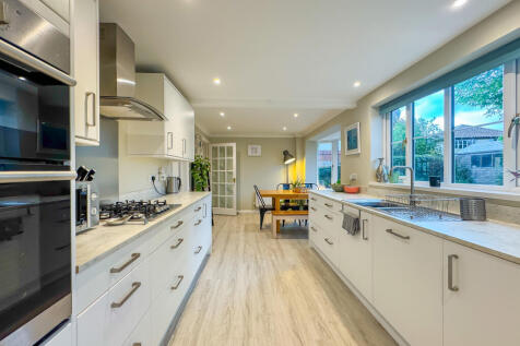 20251020_123747878_iOS_edited