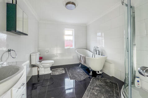 20251024_143521670_iOS_edited