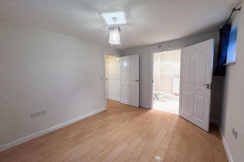 20251107_154948959_iOS