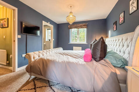 20251112_141352765_iOS_edited