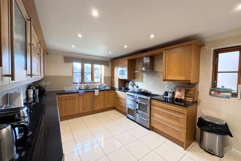 20251128_132844499_iOS