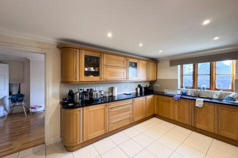 20251128_132852870_iOS