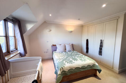 20251128_134756506_iOS