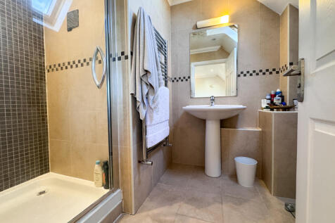 20251128_134748710_iOS