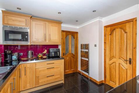 Fitted Kitchen