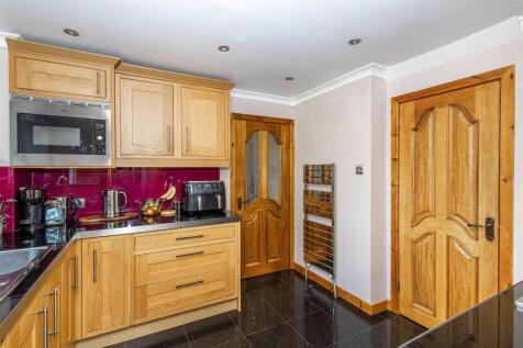 Fitted Kitchen