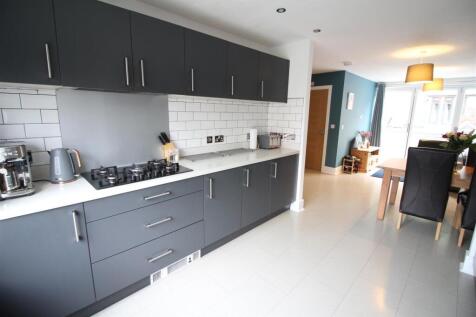 Fitted Kitchen