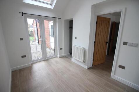 Sitting Room / Study