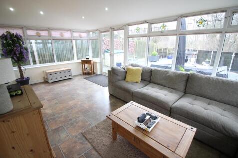 Conservatory/Lounge