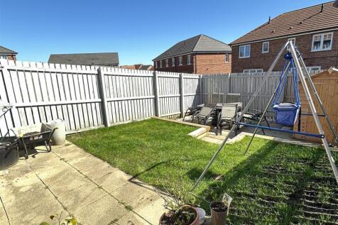 4 Turnwrest Grove-13.jpg