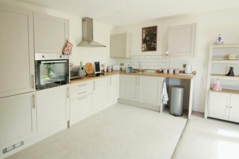 Kitchen/Dining/Lounge