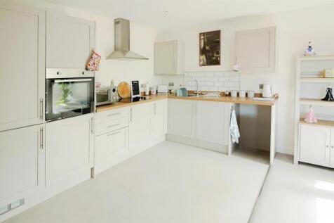 Kitchen/Dining/Lounge