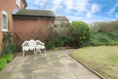 Garden &amp; Parking