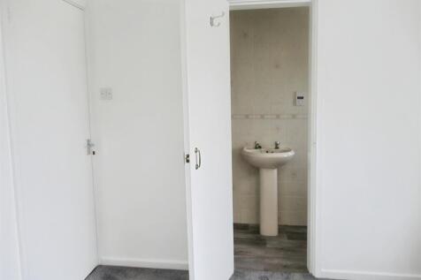 En suite Shower Room