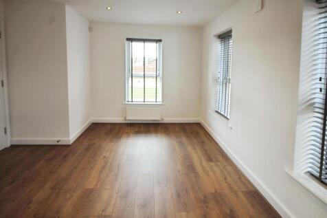 Bedroom 2 /Office /Lounge