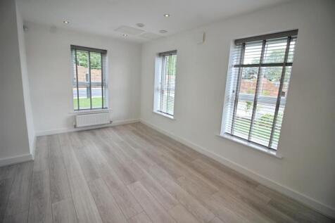Bedroom 2 /Office /Lounge