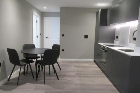 Kitchen/Dining Area
