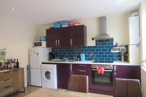 Open-plan Lounge/Kitchen