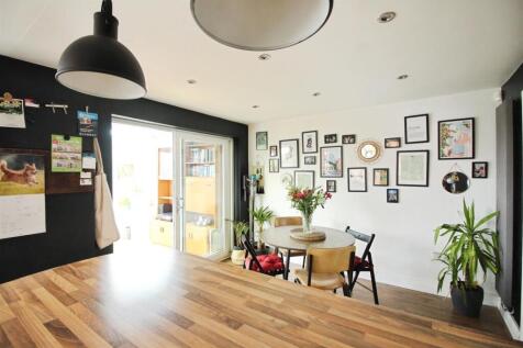 Open Plan Dining And Kitchen Area
