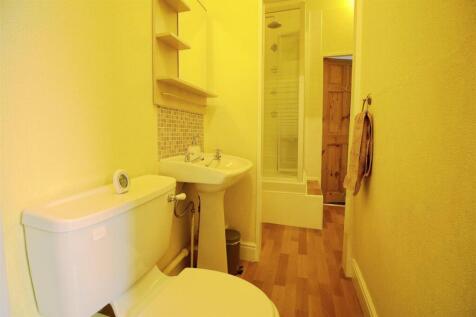 Jack and Jill En-suite