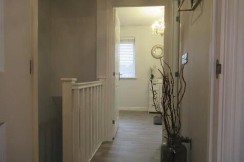 First Floor Landlng